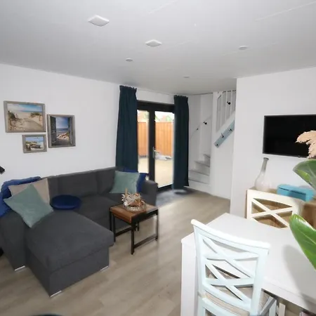 شقة Strandhuisje Achter De Duinen.