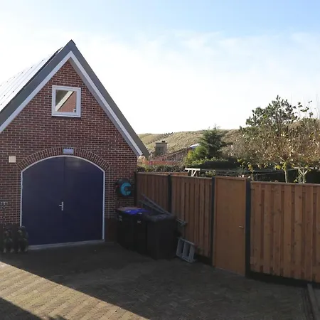 Strandhuisje Achter De Duinen. 줄리아나도르프