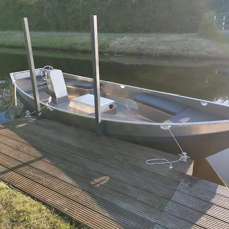 Strandhuisje Achter De Duinen. 아파트 *